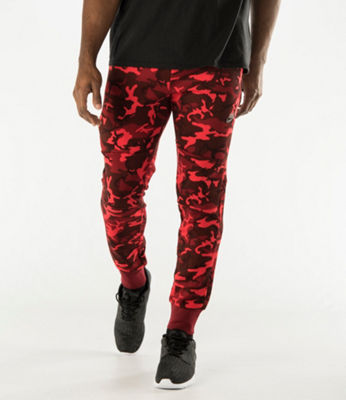 tech fleece camo red