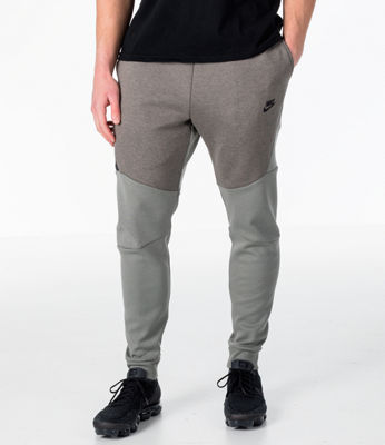 nike tech fleece jogger black