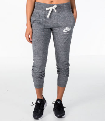 womens slim nike joggers