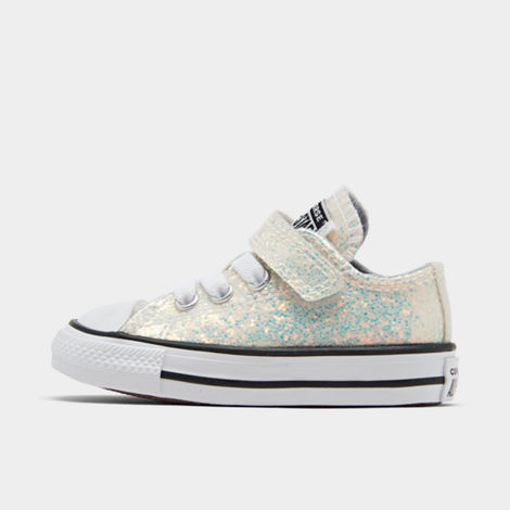 Chuck taylor all star hook 2025 and loop sparkle low top