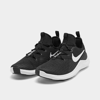 women's free tr 8 premium training shoe
