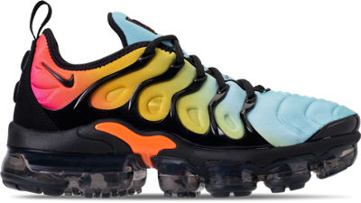 nike vapormax plus women's black