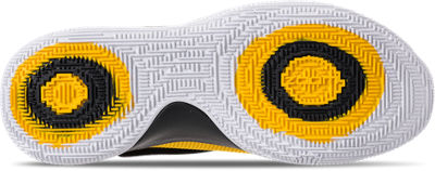 Men's Nike Kyrie Low Basketball Shoes Finish Line