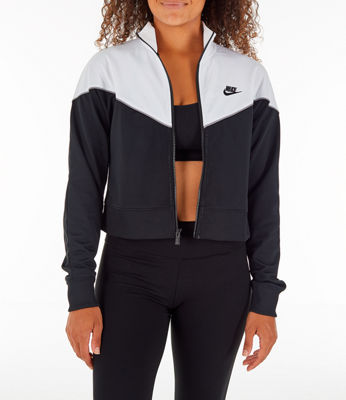 nike crop tracksuit