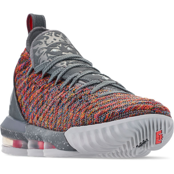 basketball shoes lebron 16