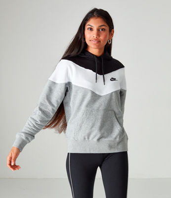 Nike Women's Sportswear Heritage Hoodie 