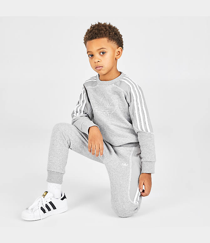 adidas originals radkin fleece shorts adidas originals radkin fleece shorts